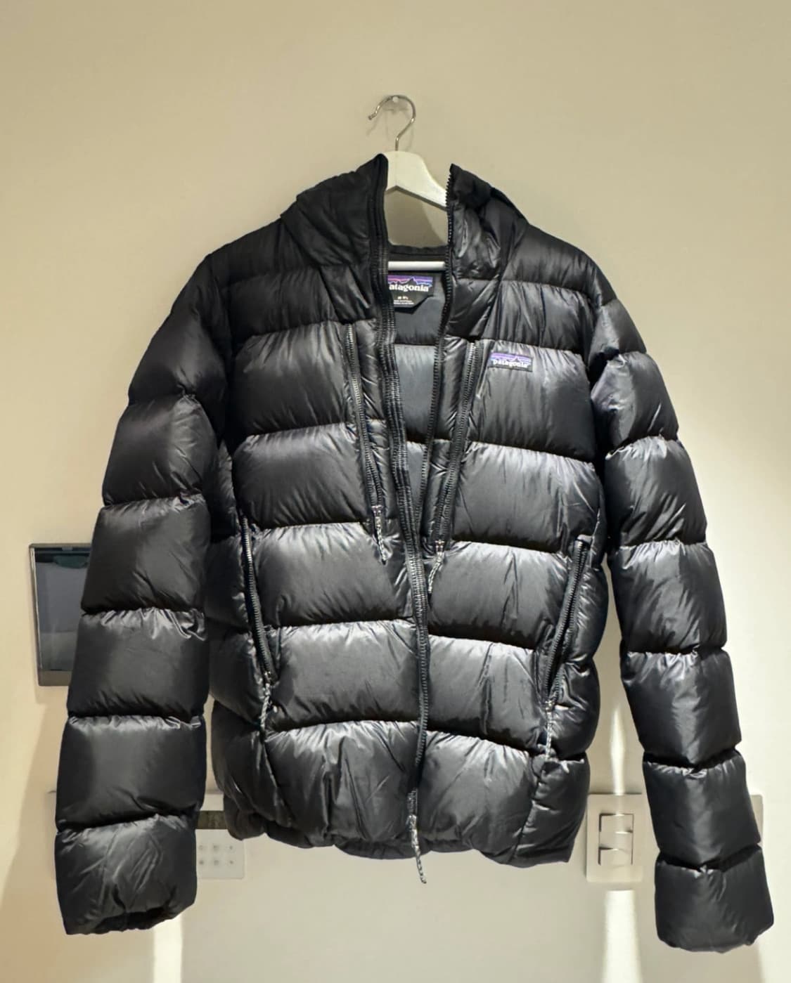 파타고니아 피츠로이 다운패딩  상품이미지1