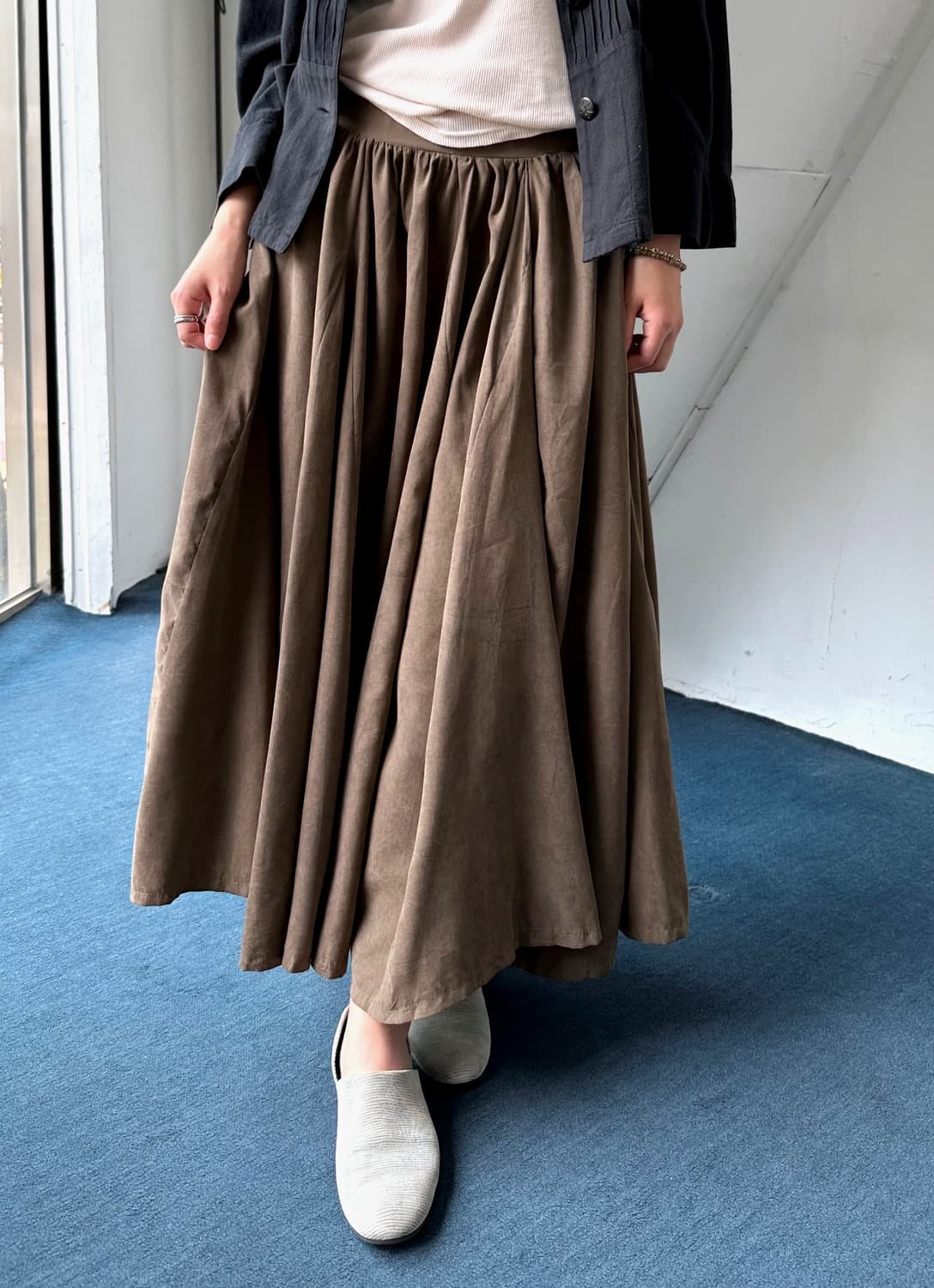 Washed peach skin fabric wide skirt 상품이미지3