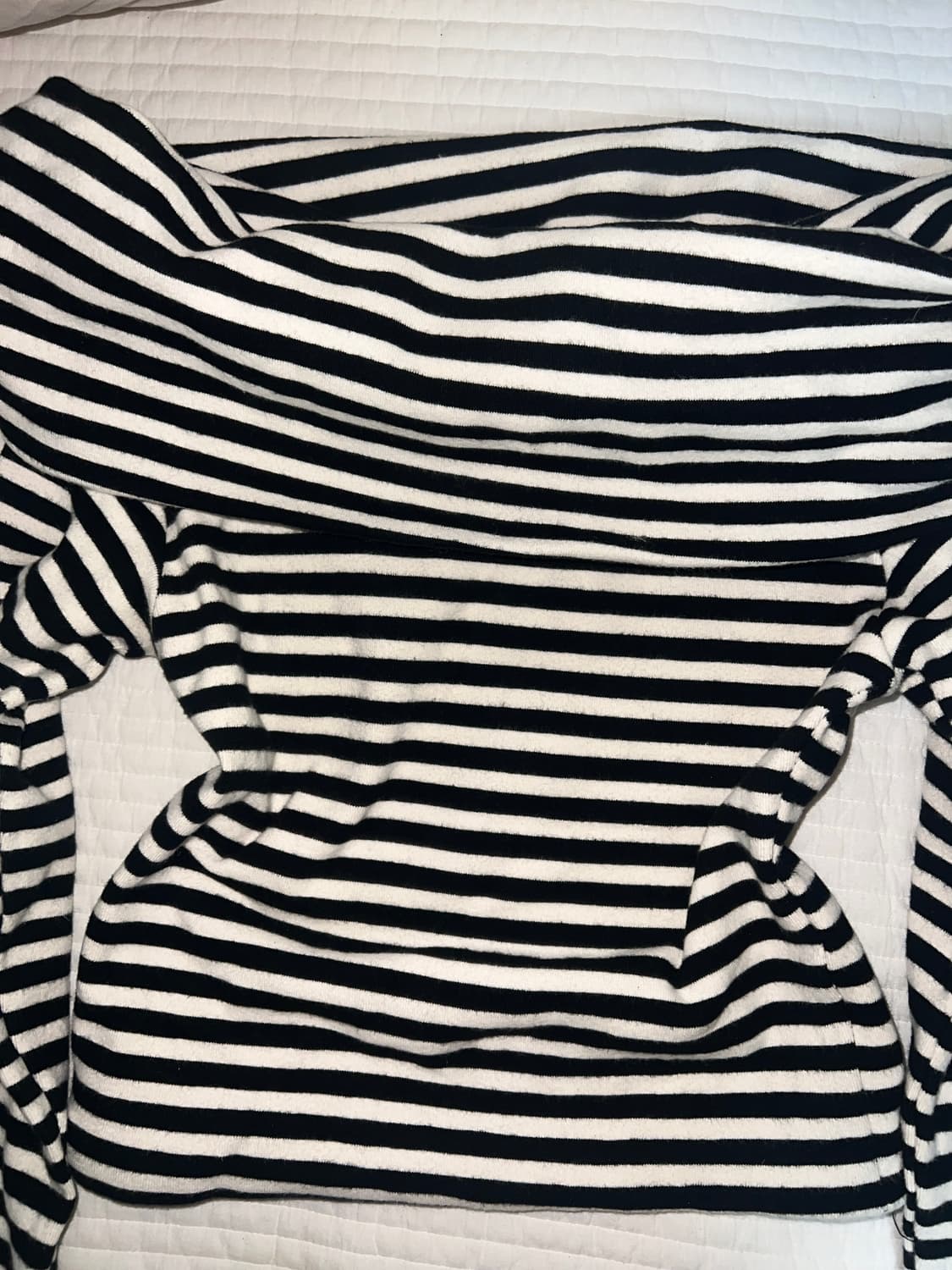 stripe off shoulder top 기모 도톰 스트라이프 오프숄더 상품이미지2