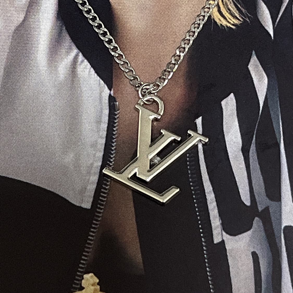 루이비통 LV 앵글 실버 목걸이 상품이미지2