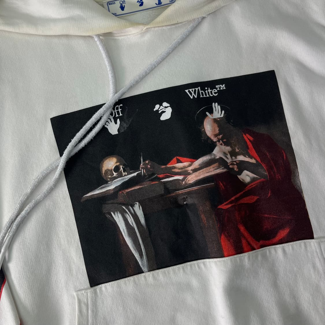 105 오프화이트 카라비지오 프린트 화이트 후드티 상품이미지3