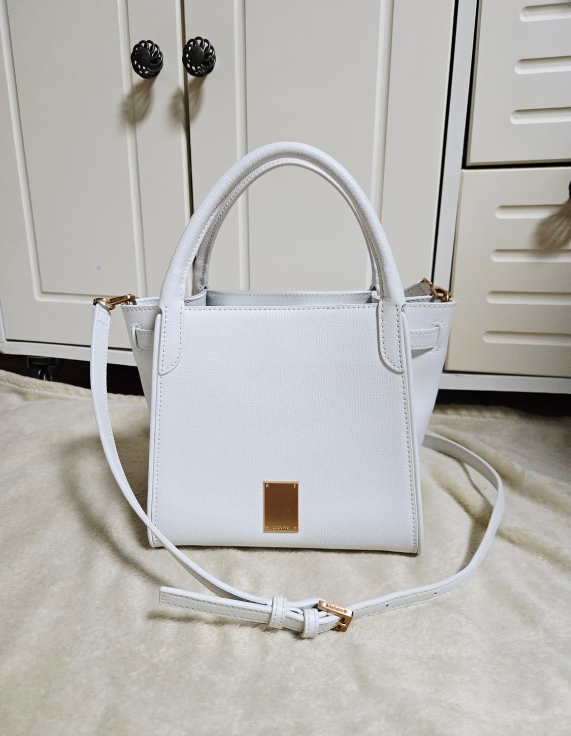 쿠론 멜리아 큐브 토트백 크로스백 상품이미지1