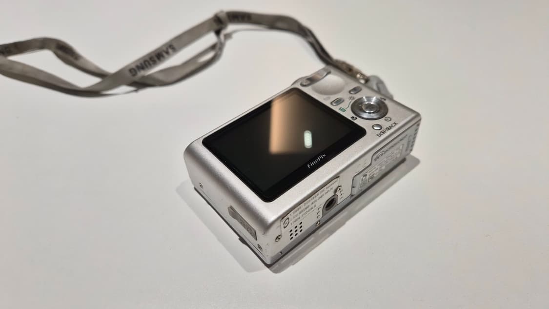 작례O 유튜버 유정 카메라 후지필름 파인픽스 f10 디지털카메라 디카 상품이미지9