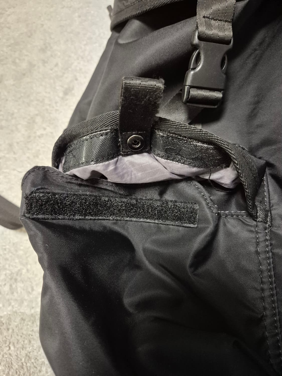 자라 아더에러 콜라보 백팩 상품이미지6