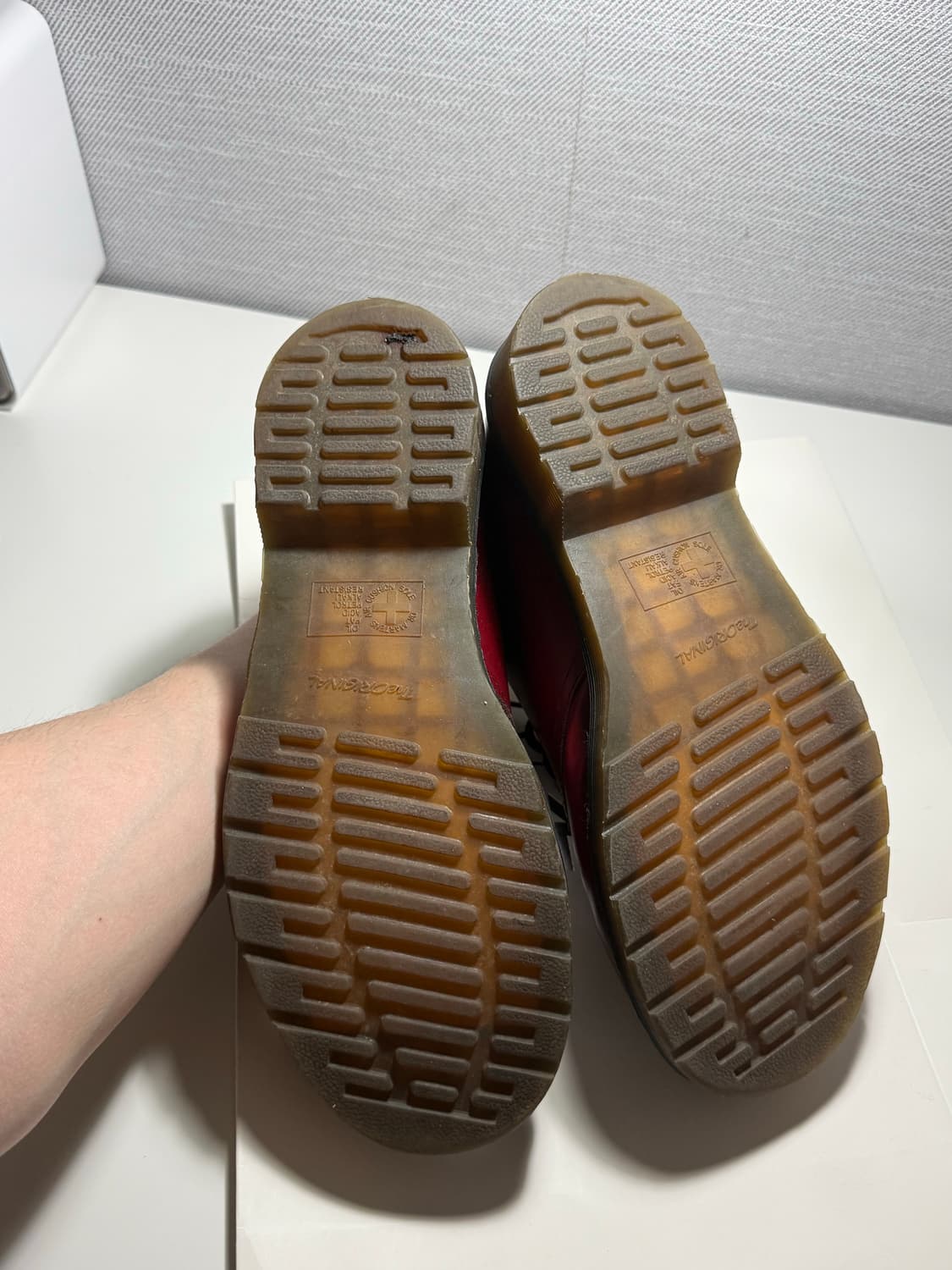 닥터마틴 체리레드 eu42사이즈 상품이미지4