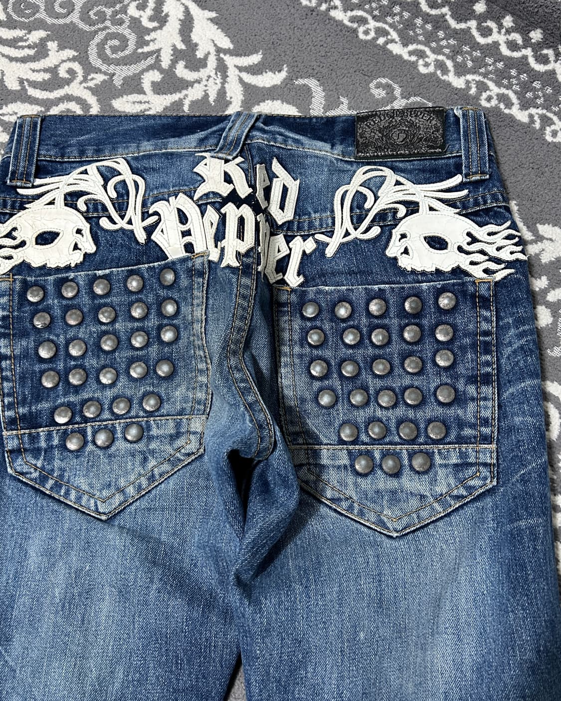 00’s Red Pepper 스터드 스펠 아웃 데님 팬츠 상품이미지4