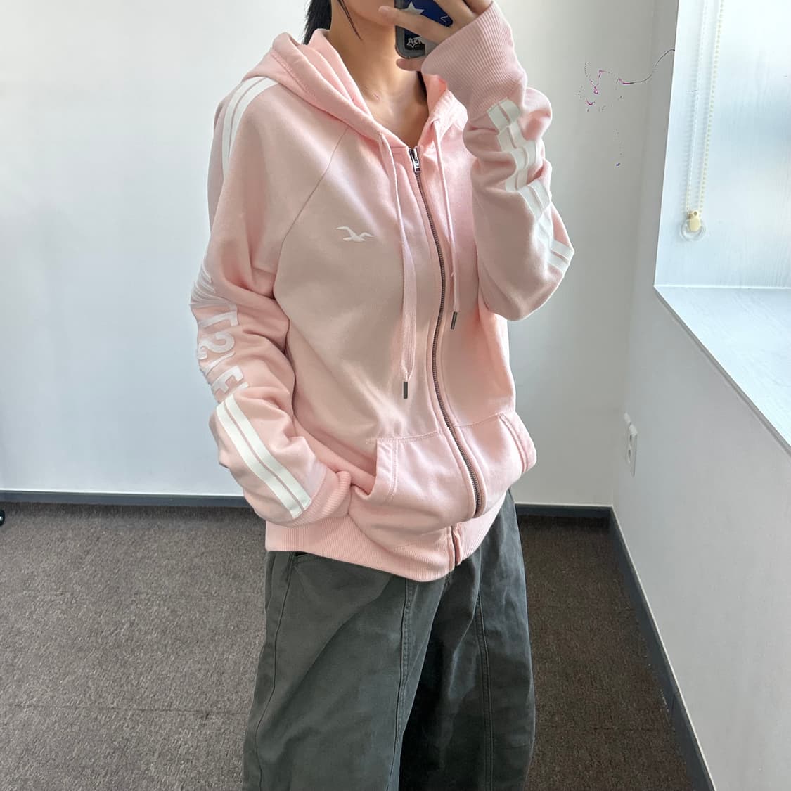Hollister 홀리스터 라이트 핑크 사이드로고 후드집업 상품이미지2