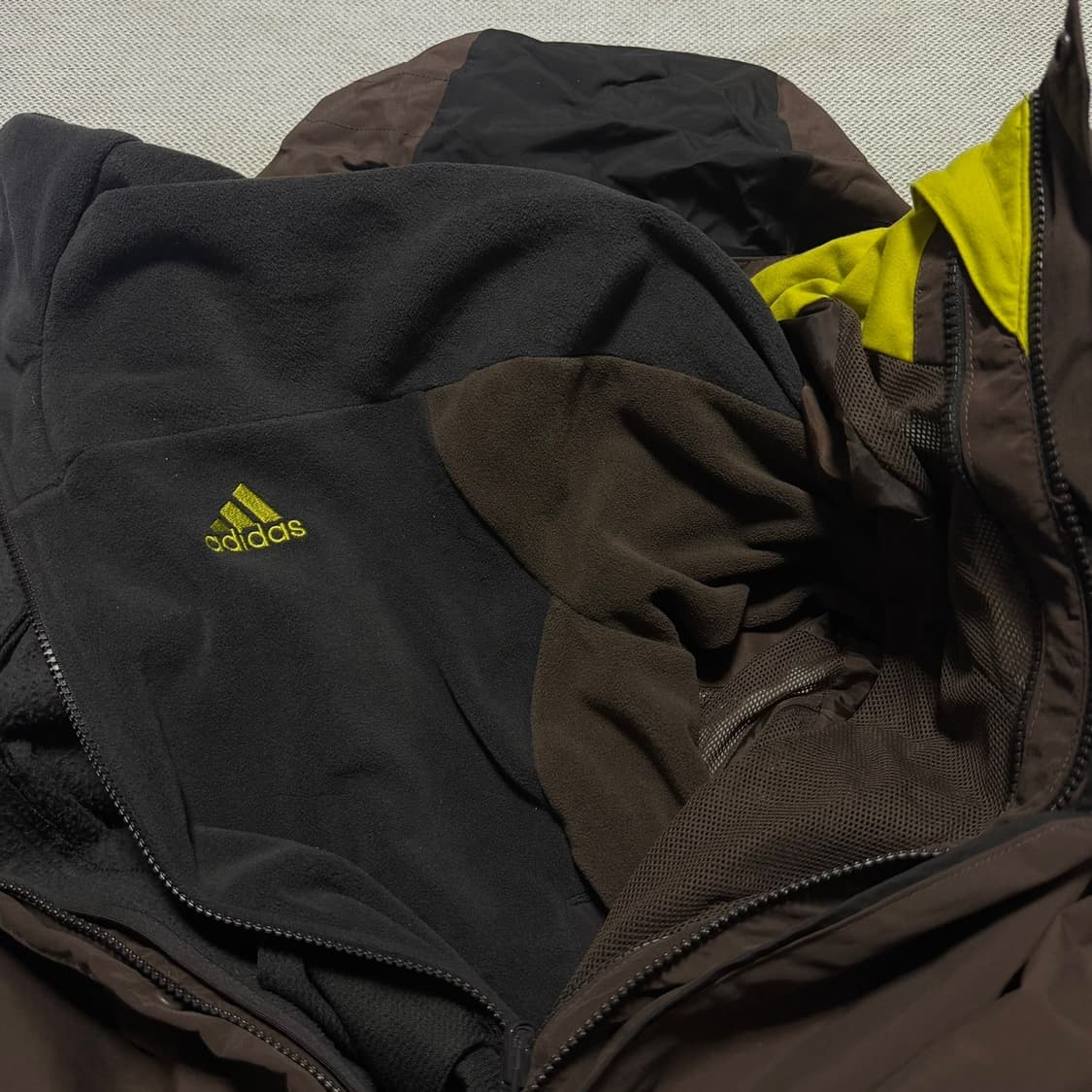 아디다스 클라이마프루프 바람막이 자켓  (후리스 내피) 상품이미지4