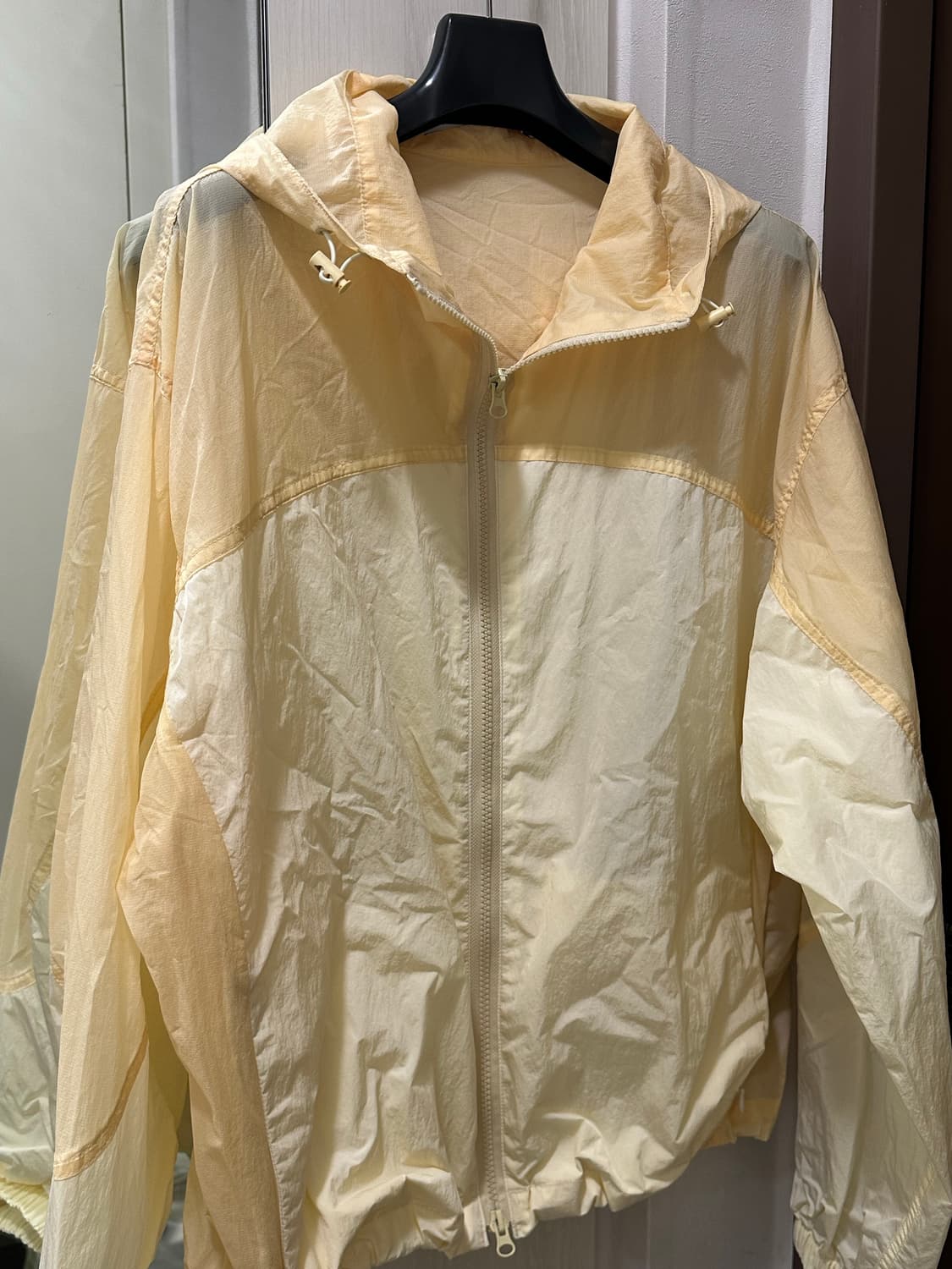 새상품 컨디션/ 더오유 바람막이(현재 공홈 품절) 상품이미지1