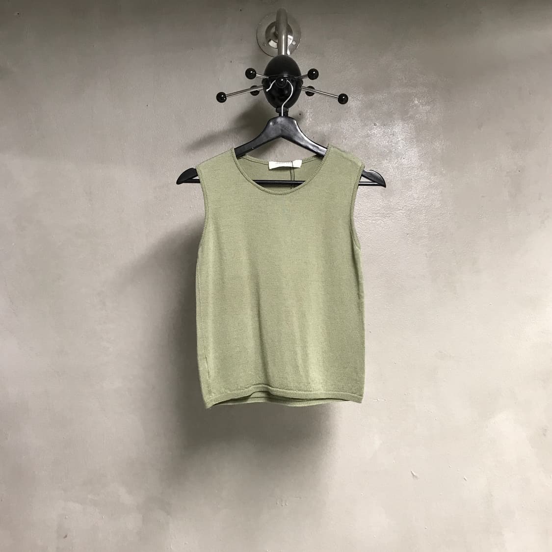 미우미우 슬리브리스 니트 40(W) 상품이미지1