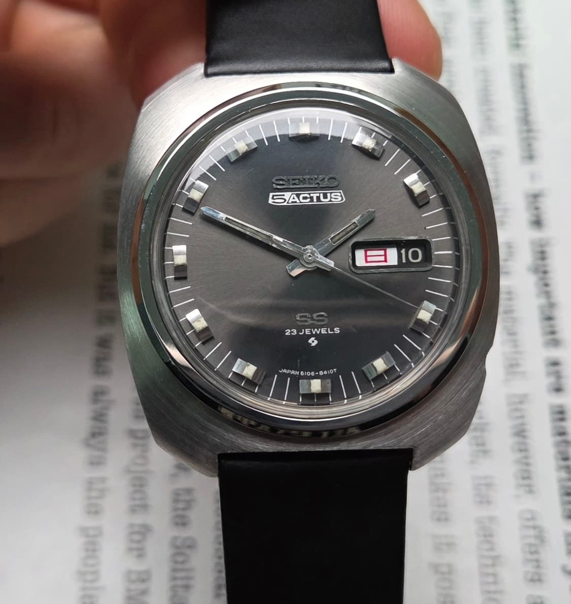 레어] 빈티지 세이코 SS 옥토점보 그레이 희귀모델 한자 데이데이트 
 상품이미지1