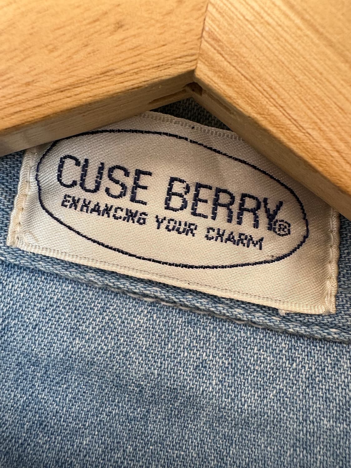 CUSE BERRY 빈티지 자수 데님 셔츠 상품이미지7
