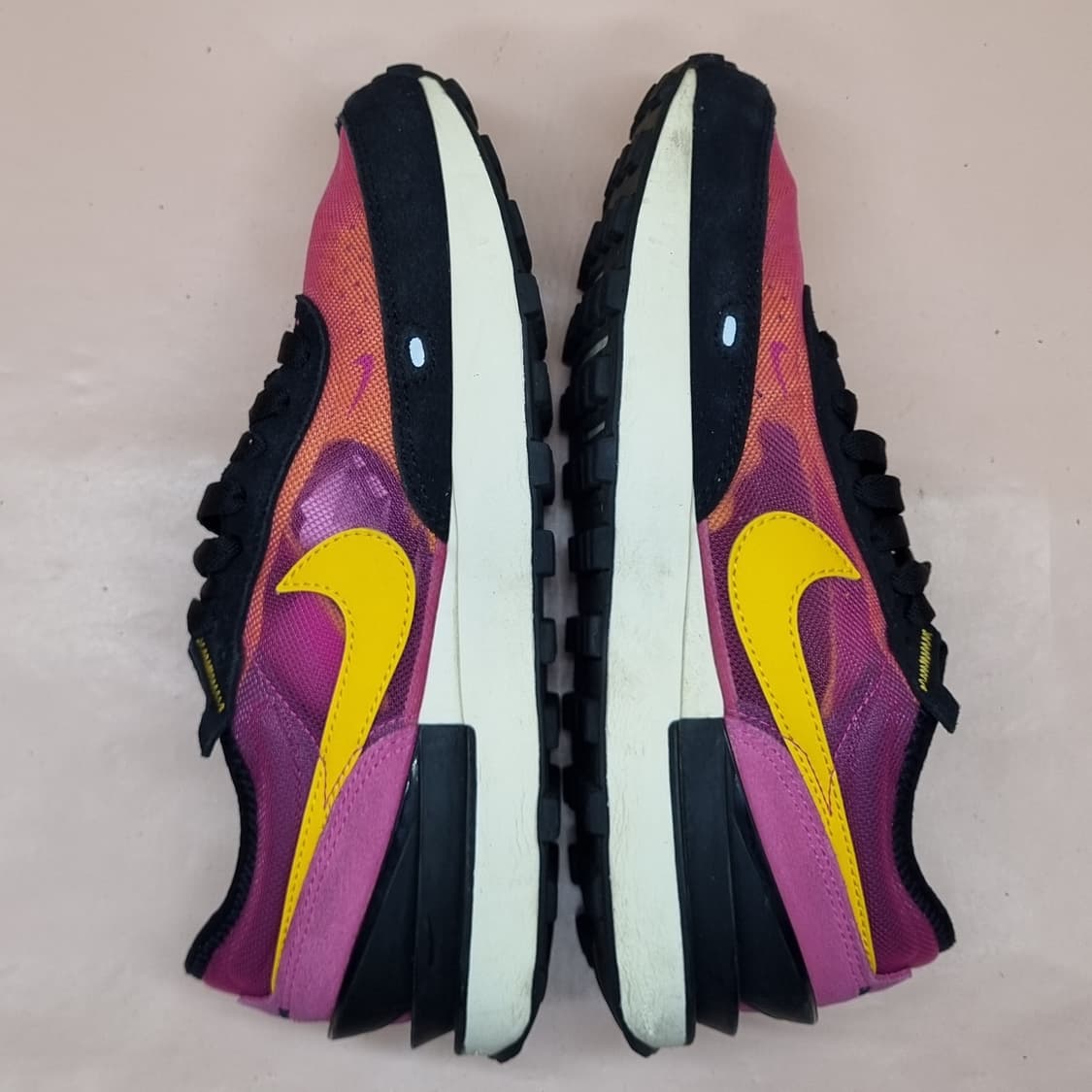 나이키 액티브 푸시아 여성운동화230 상품이미지5