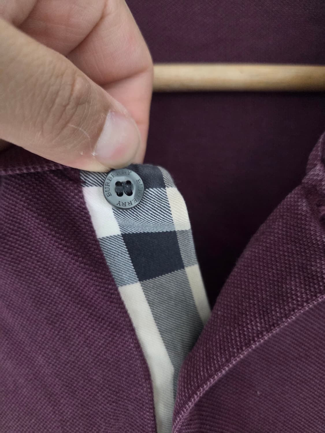 버버리 정품 와인색 반팔카라티(95사이즈) 상품이미지6