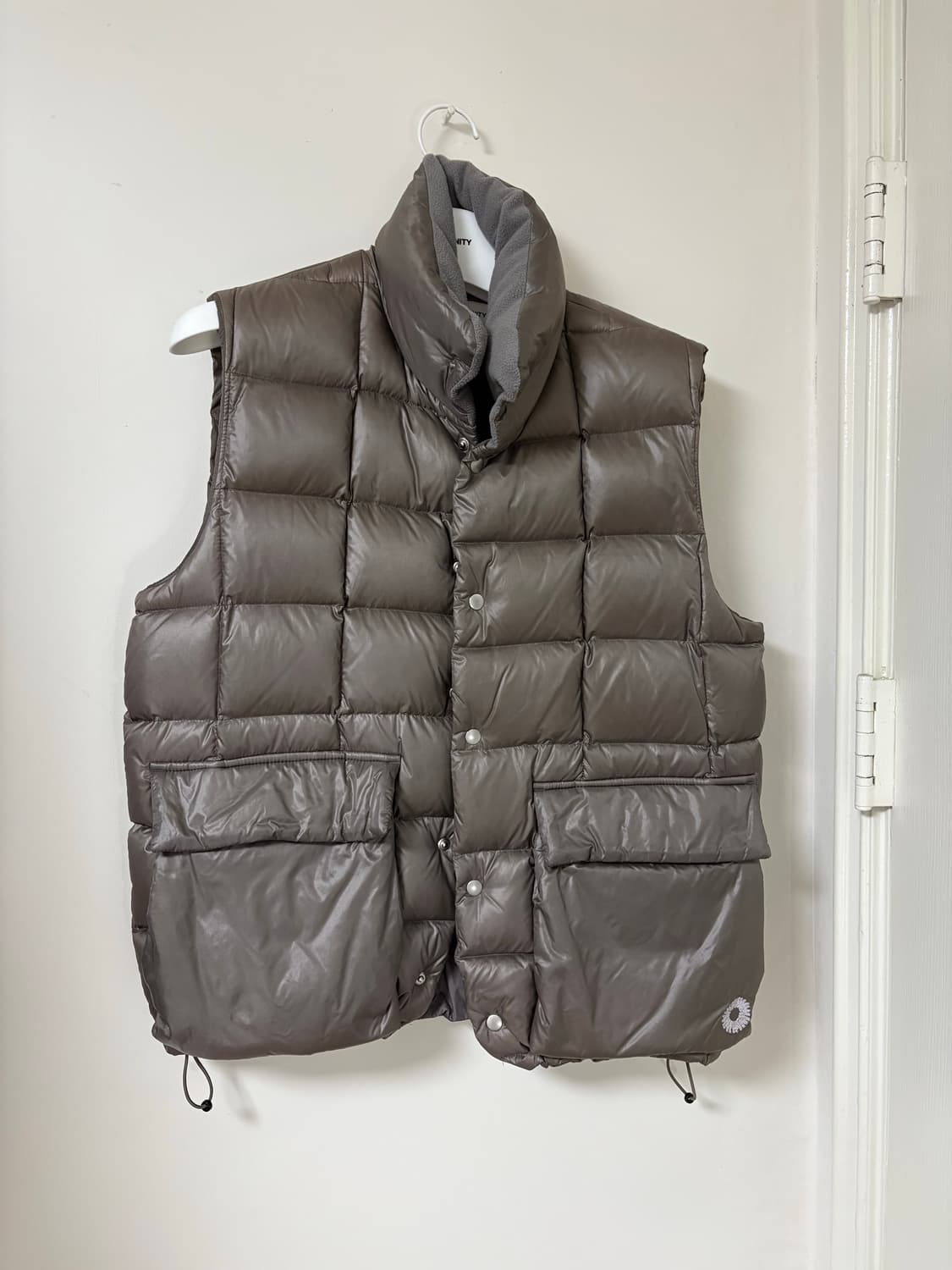 999휴머니티 조끼 패딩 상품이미지2