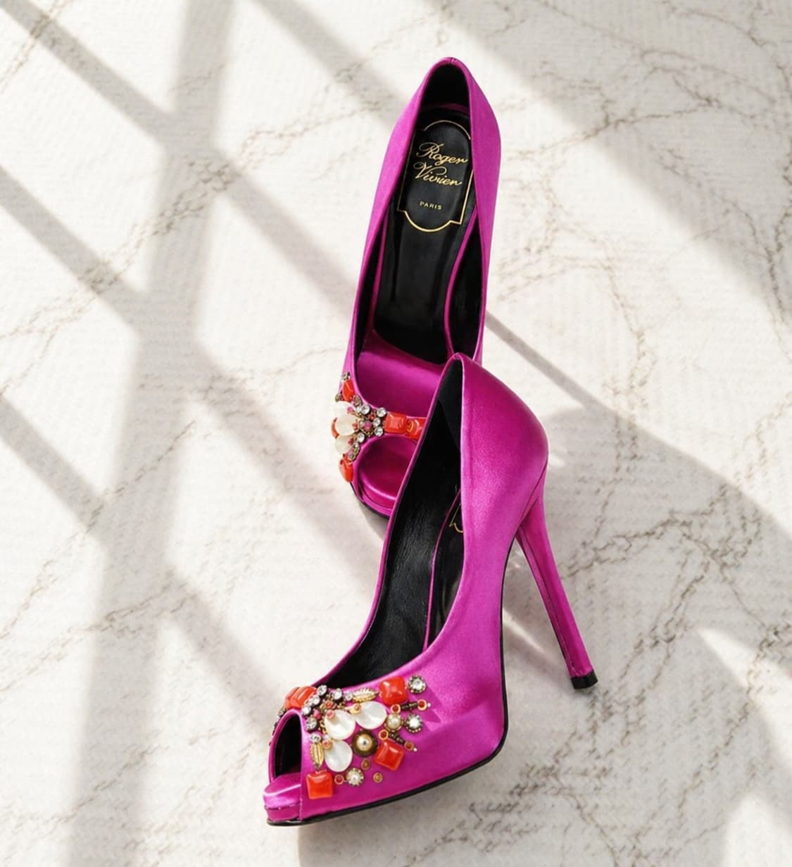 Roger Vivier 정품 핑크 새틴 힐 35 / 보석 장식 / 35 상품이미지5