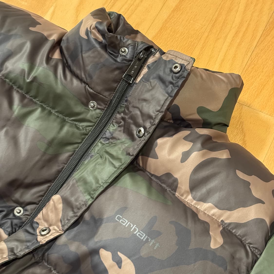 칼하트 WIP 카모플라쥬 덕다운 데밍 재킷 L 상품이미지3