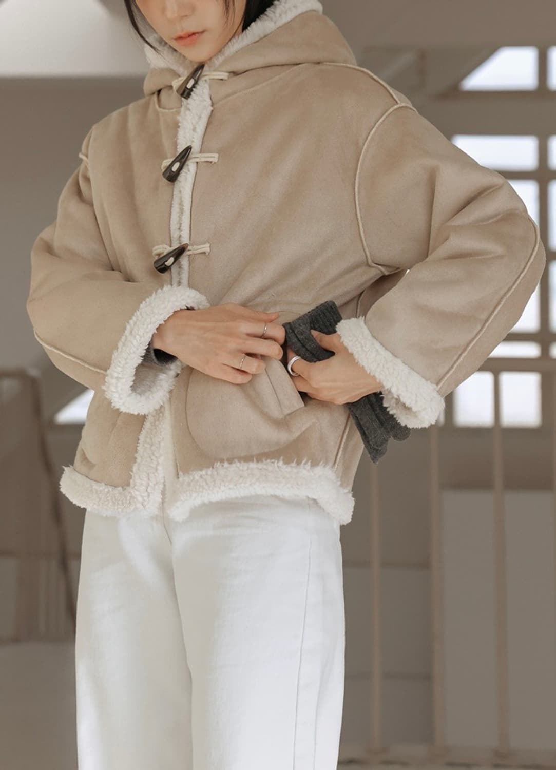 보세 양털 털 안감 베이지 후드 후디 무스탕 떡볶이 코트 여밈 아이보리  상품이미지2