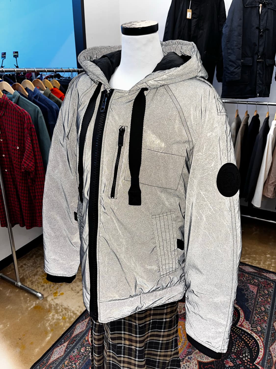 디젤 3M 신슐레이트 리플렉티브 푸퍼 재킷 상품이미지2