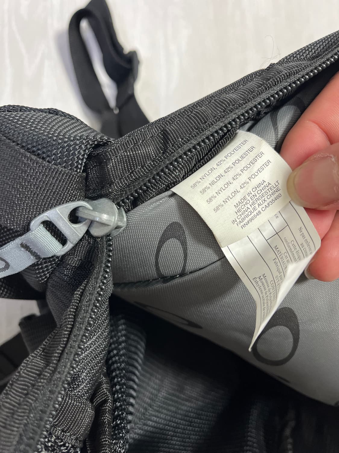 오클리 아이콘 미니백 상품이미지5