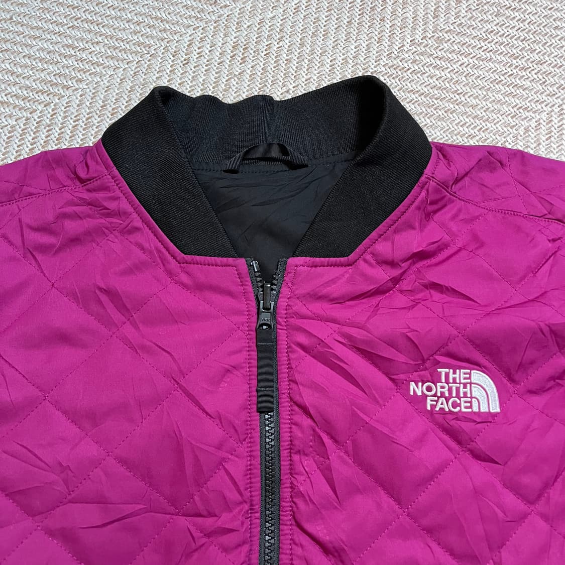 [정품] 노스페이스 블랙/자주 리버시블 누빔 블루종[ S ] 상품이미지4