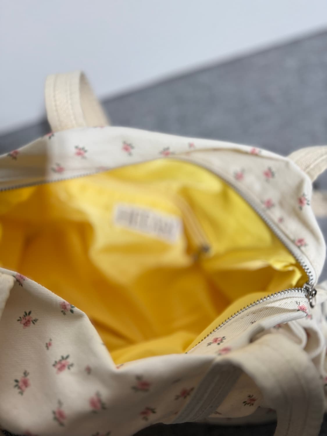 히어리 오로라 한정판 플라워 더플백 상품이미지3