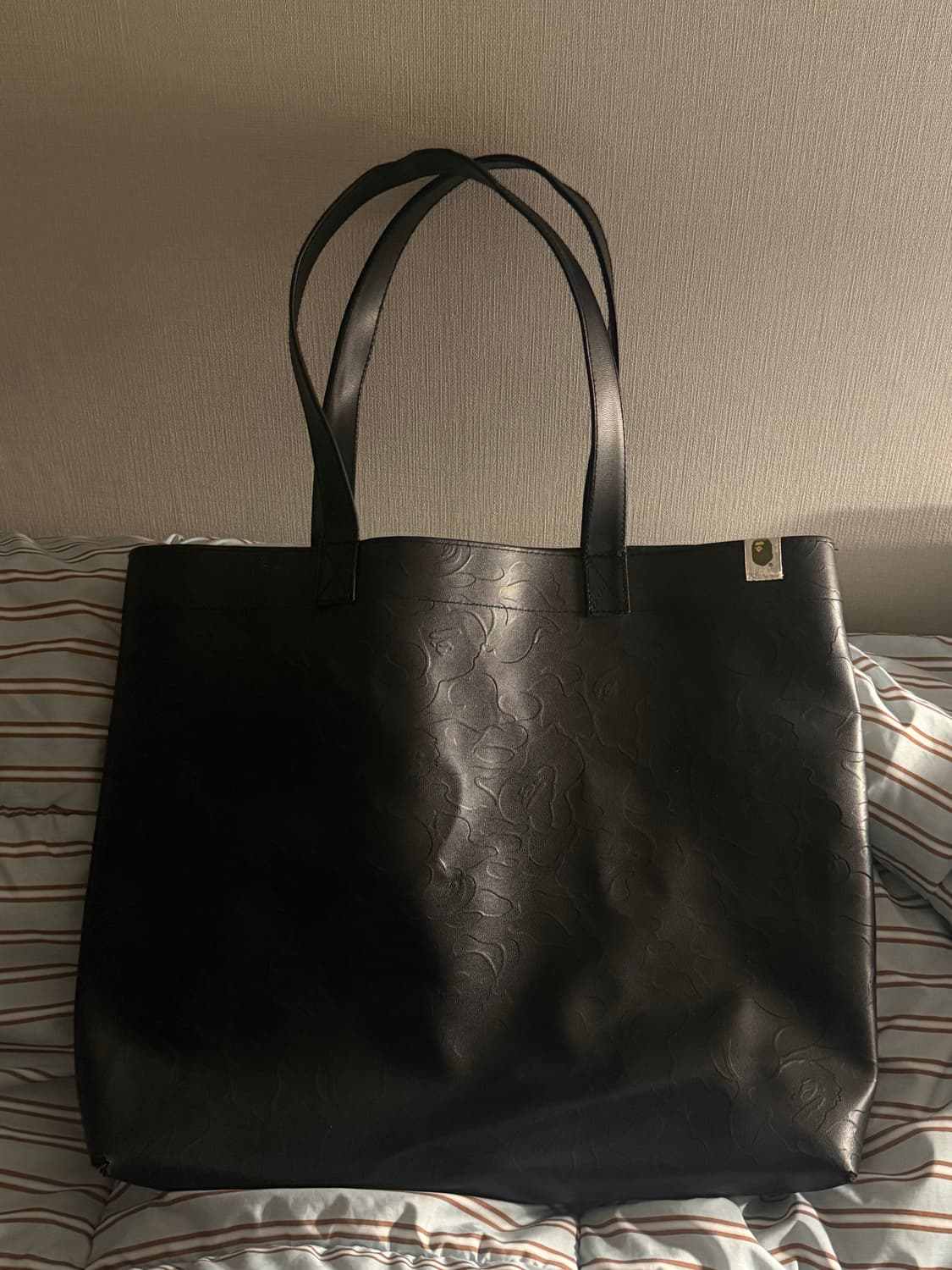 베이프 가죽가방 상품이미지1