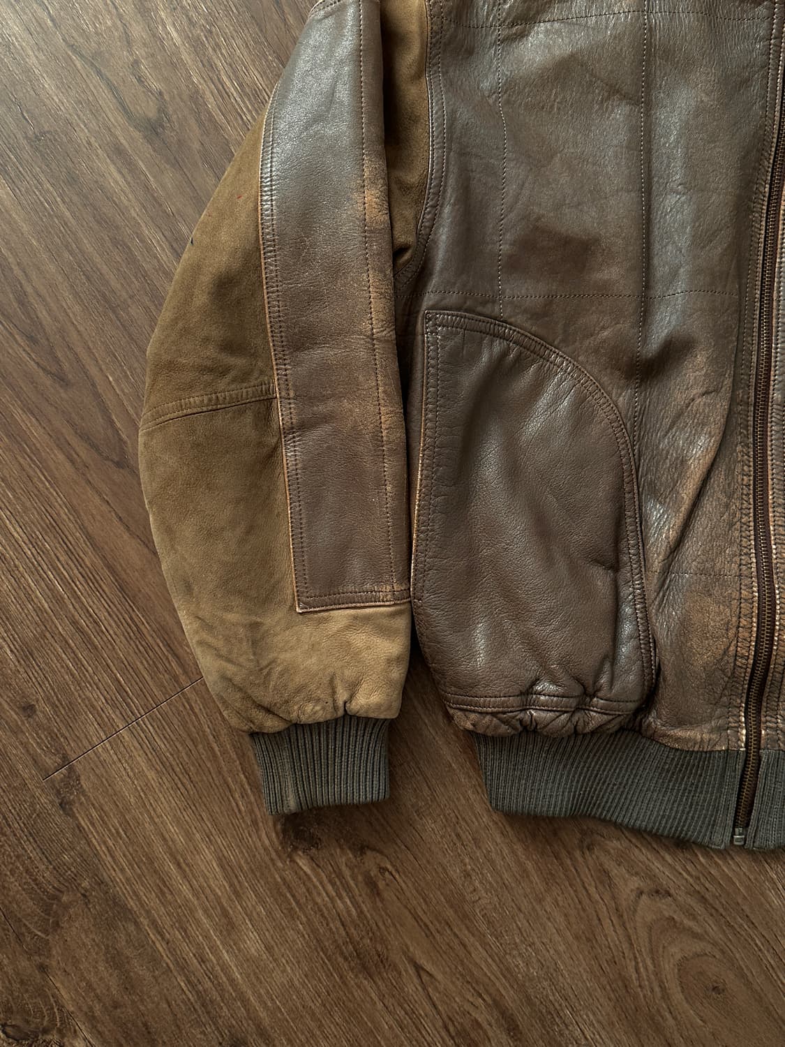 Hill Crest 니트리브 레더 봄버 상품이미지10