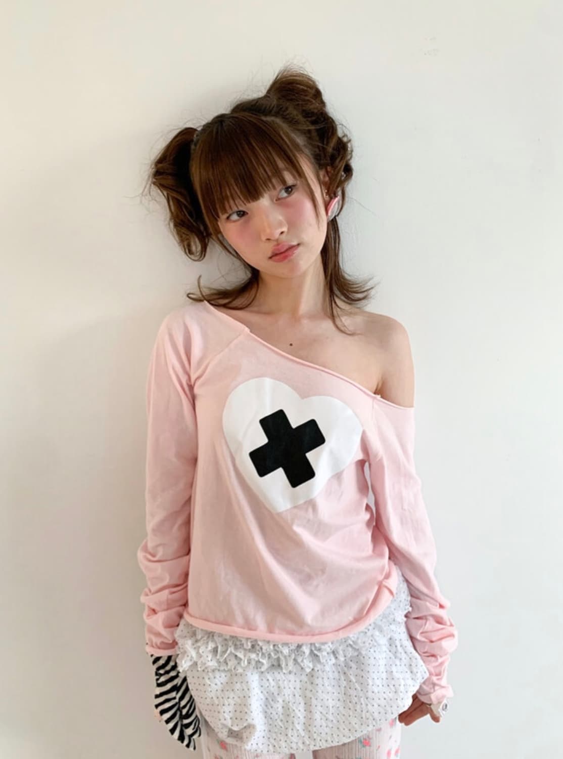 샵페어리 cross heart cut off t-shirt 핑크 상품이미지1