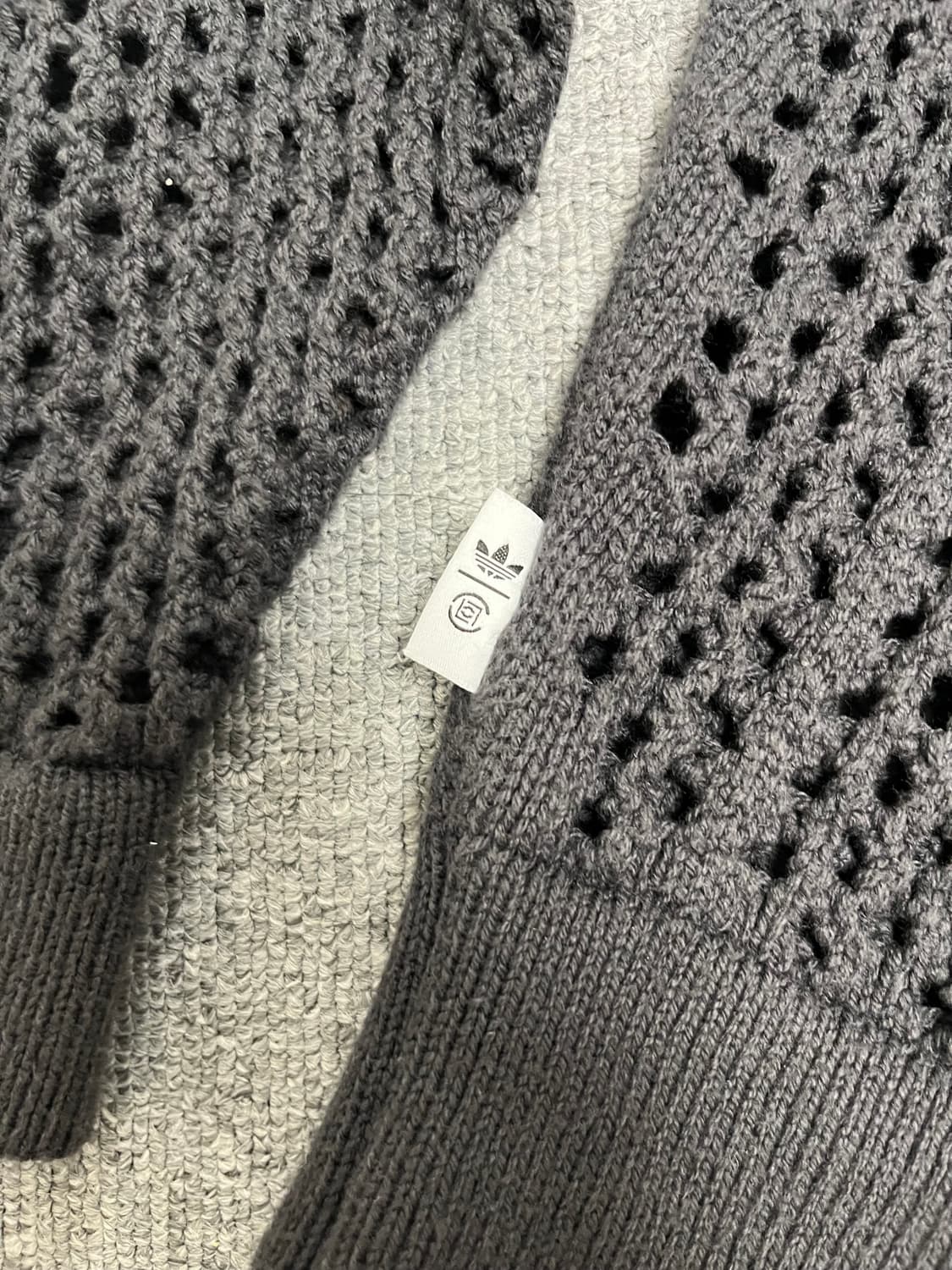 아디다스 클랏 크로셰 트랙 탑 카본 (US XL) 상품이미지4