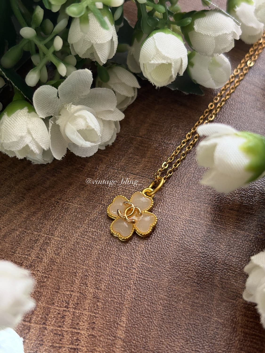 샤넬 클로버 골드 목걸이 상품이미지1