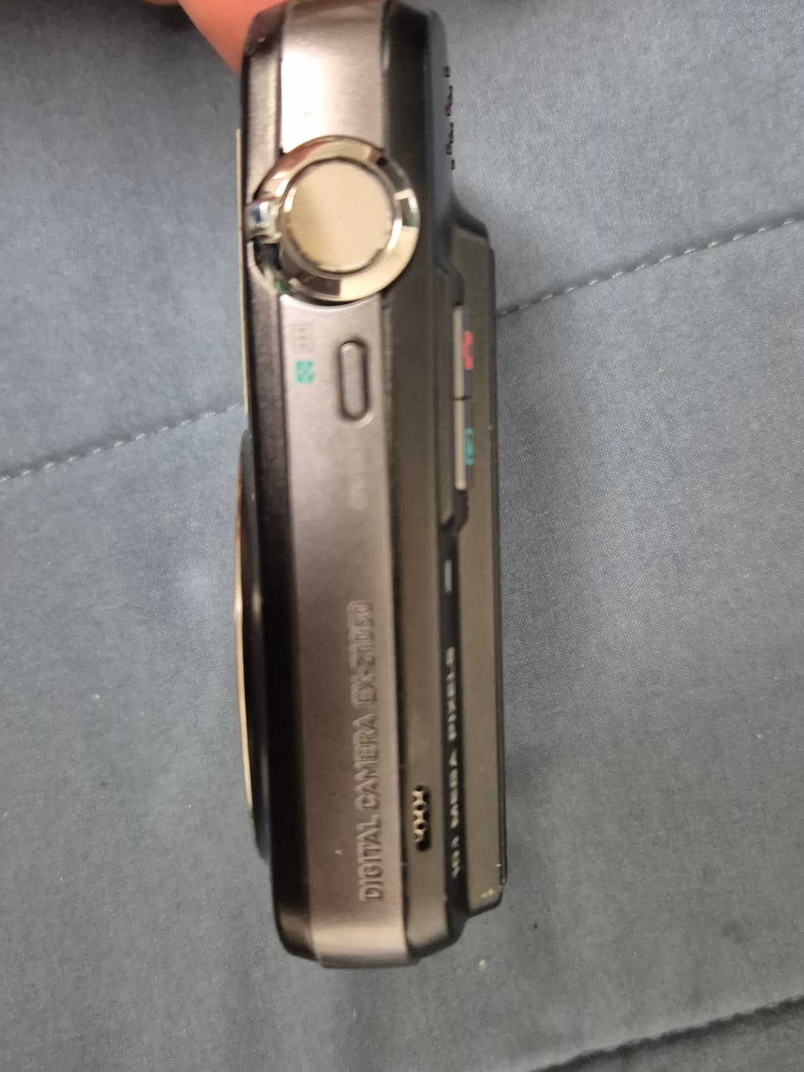 카시오 exilim z1050블랙 상품이미지2