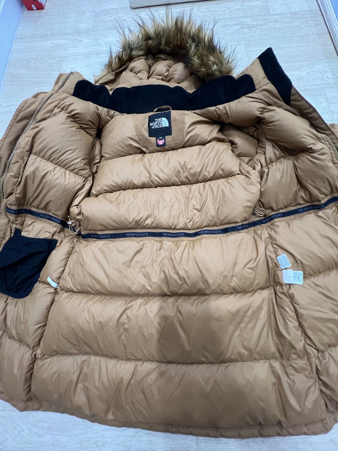 노스페이스 윈드스토퍼 다운 패딩 상품이미지5