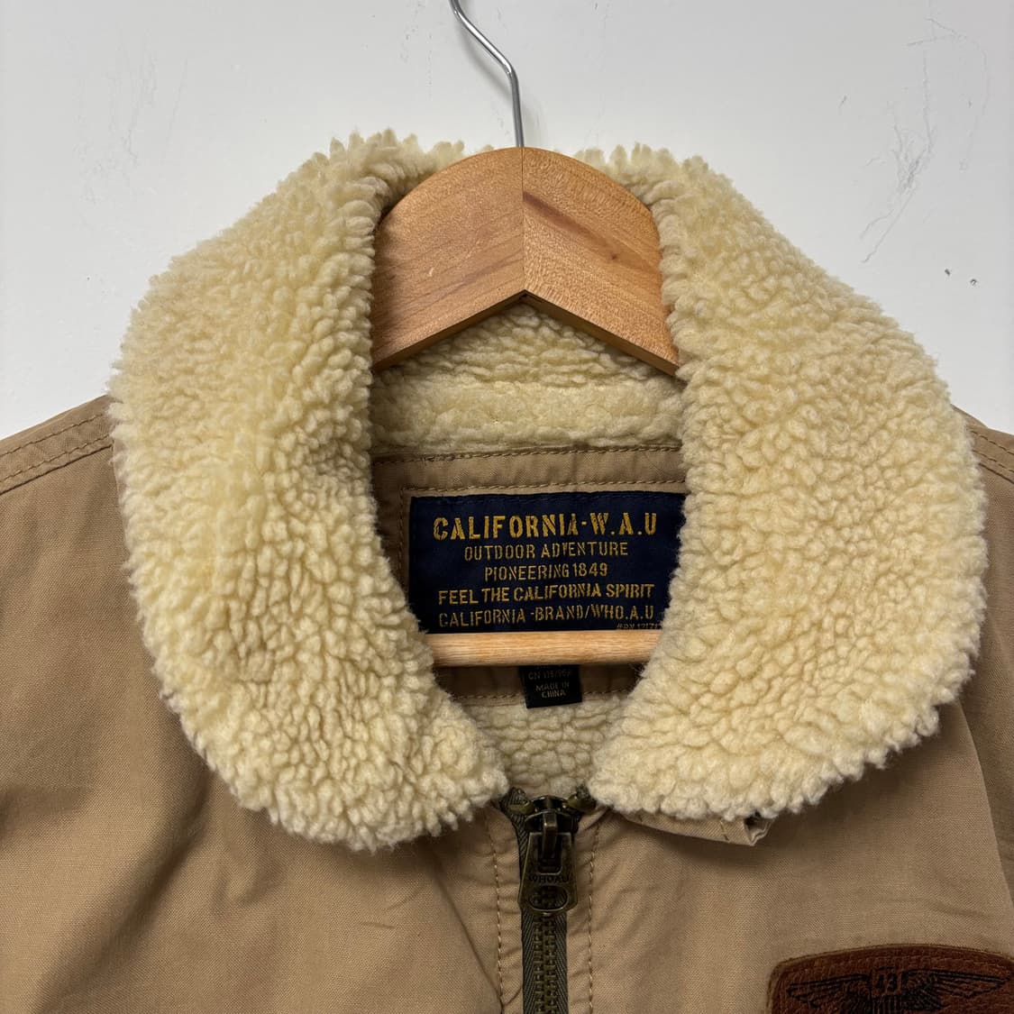 후아유 베이지 양털 댁자켓 상품이미지4