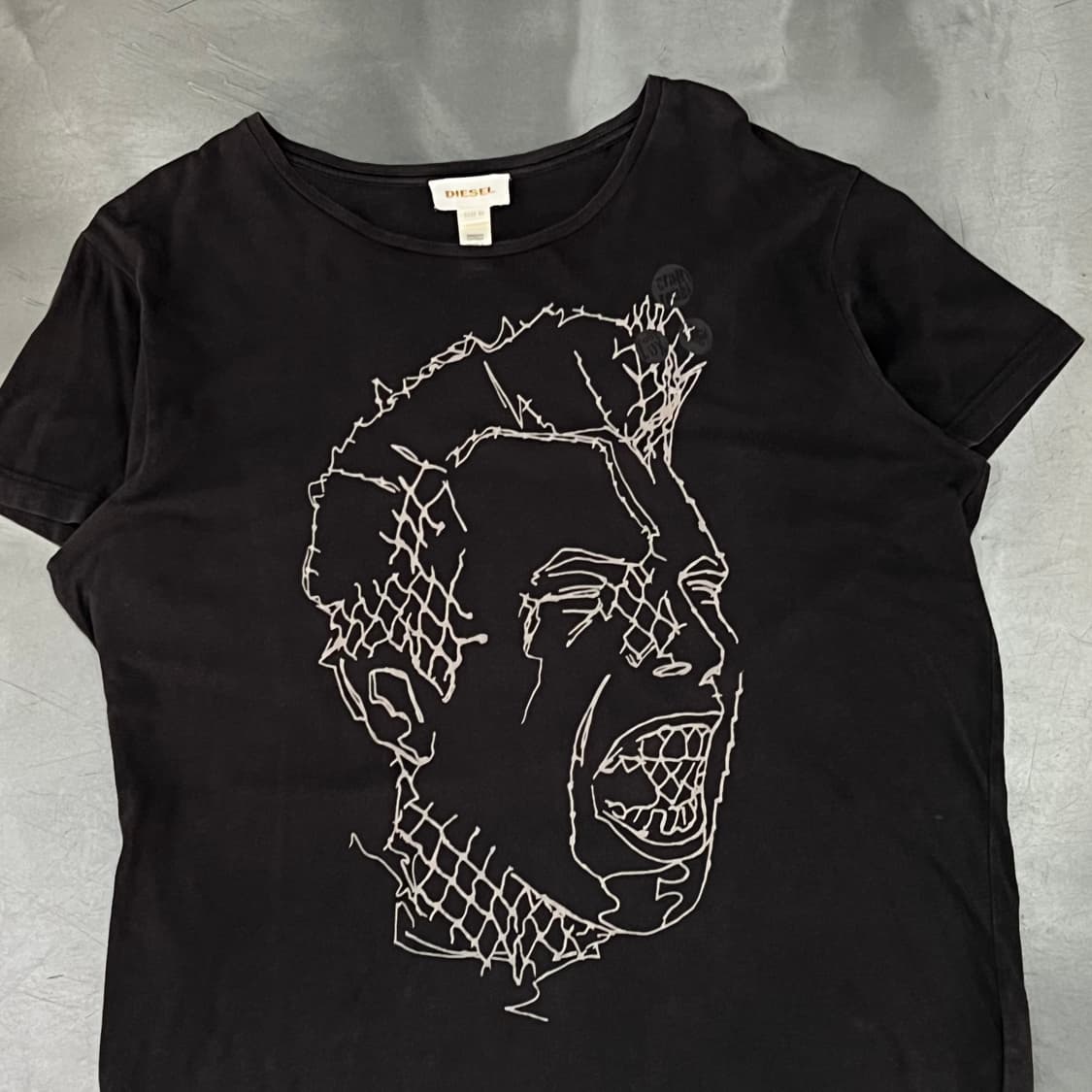  디젤 그래픽 반팔티 y16011 상품이미지3