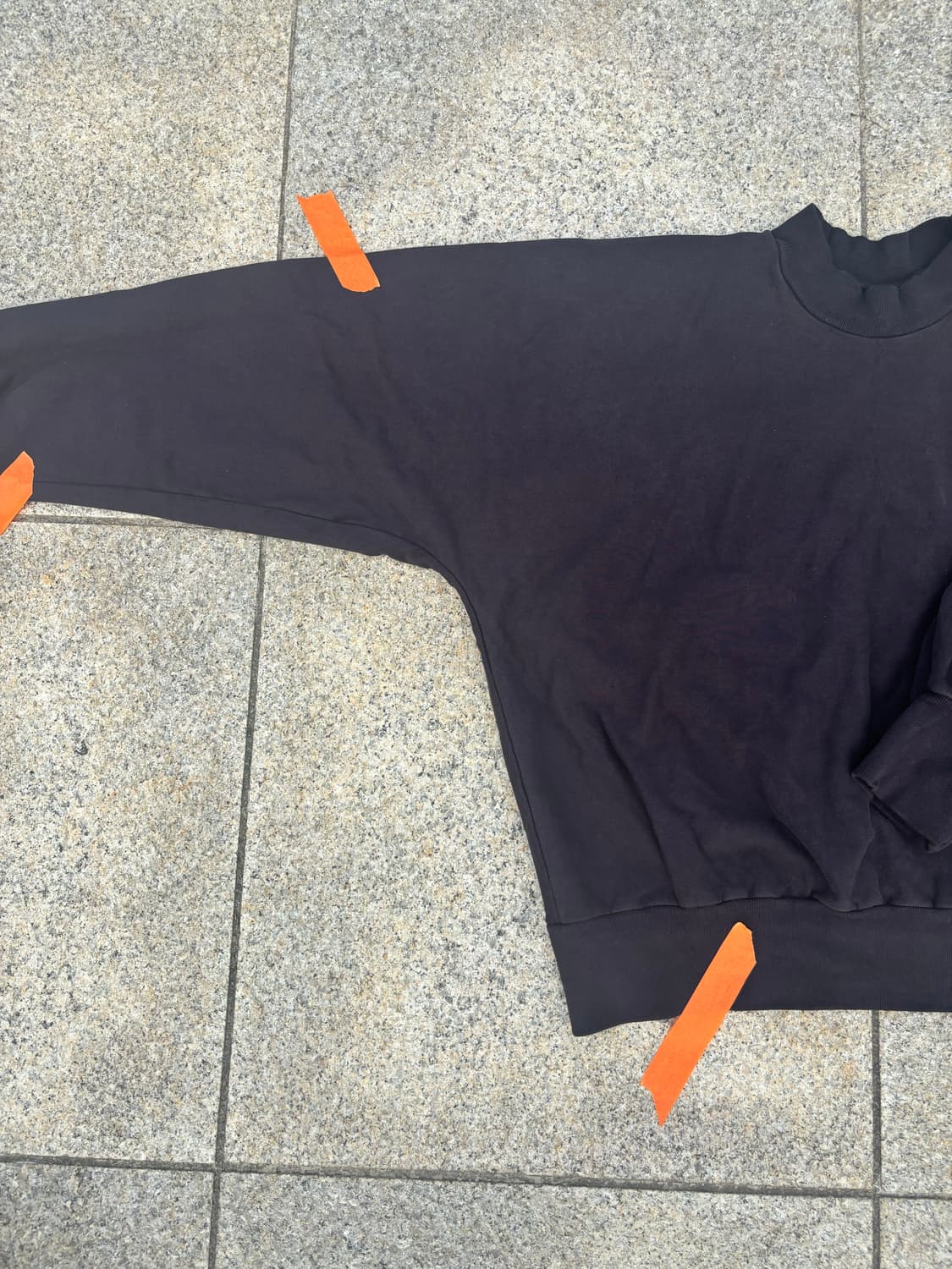 Yeezy 시즌 샘플 크루넥 블랙 상품이미지2