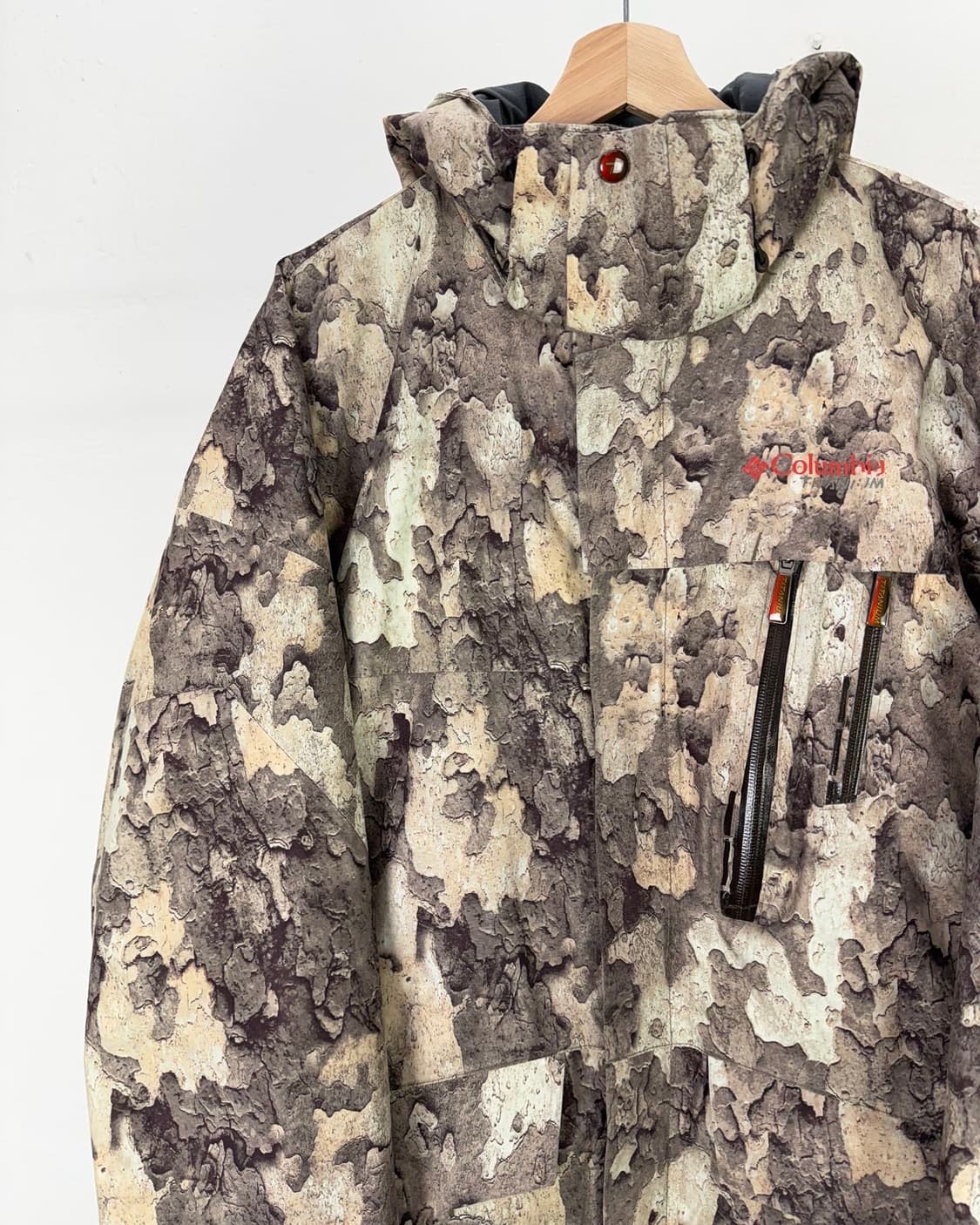 컬럼비아 벤틸레이션 티타늄 카모 웨이딩 밀리터리 자켓 상품이미지2