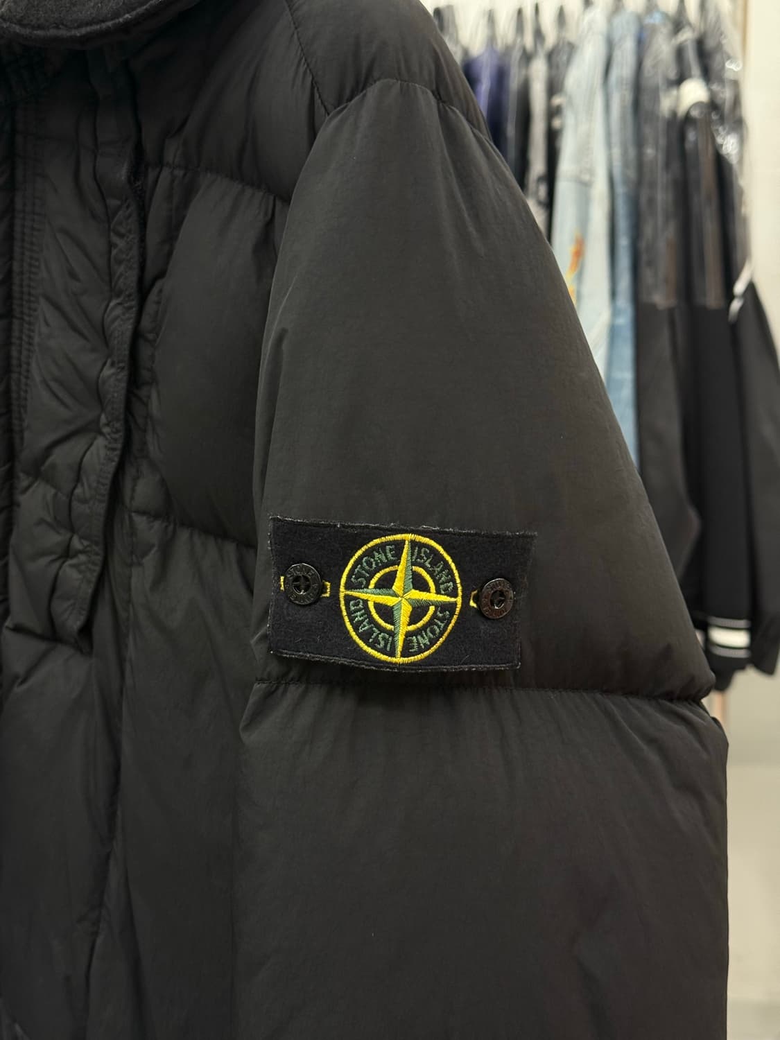[M] 스톤아일랜드 크링클랩스 후드 롱 패딩 상품이미지3