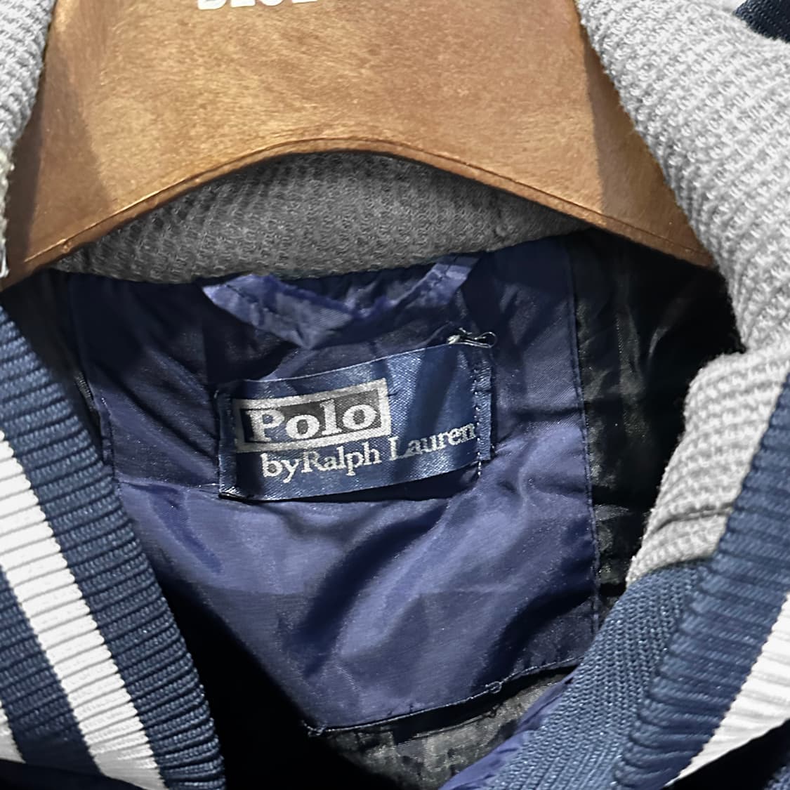 폴로 랄프로렌 바시티 패딩 자켓 풀집업 스냅버튼 디테일 네이비 상품이미지6