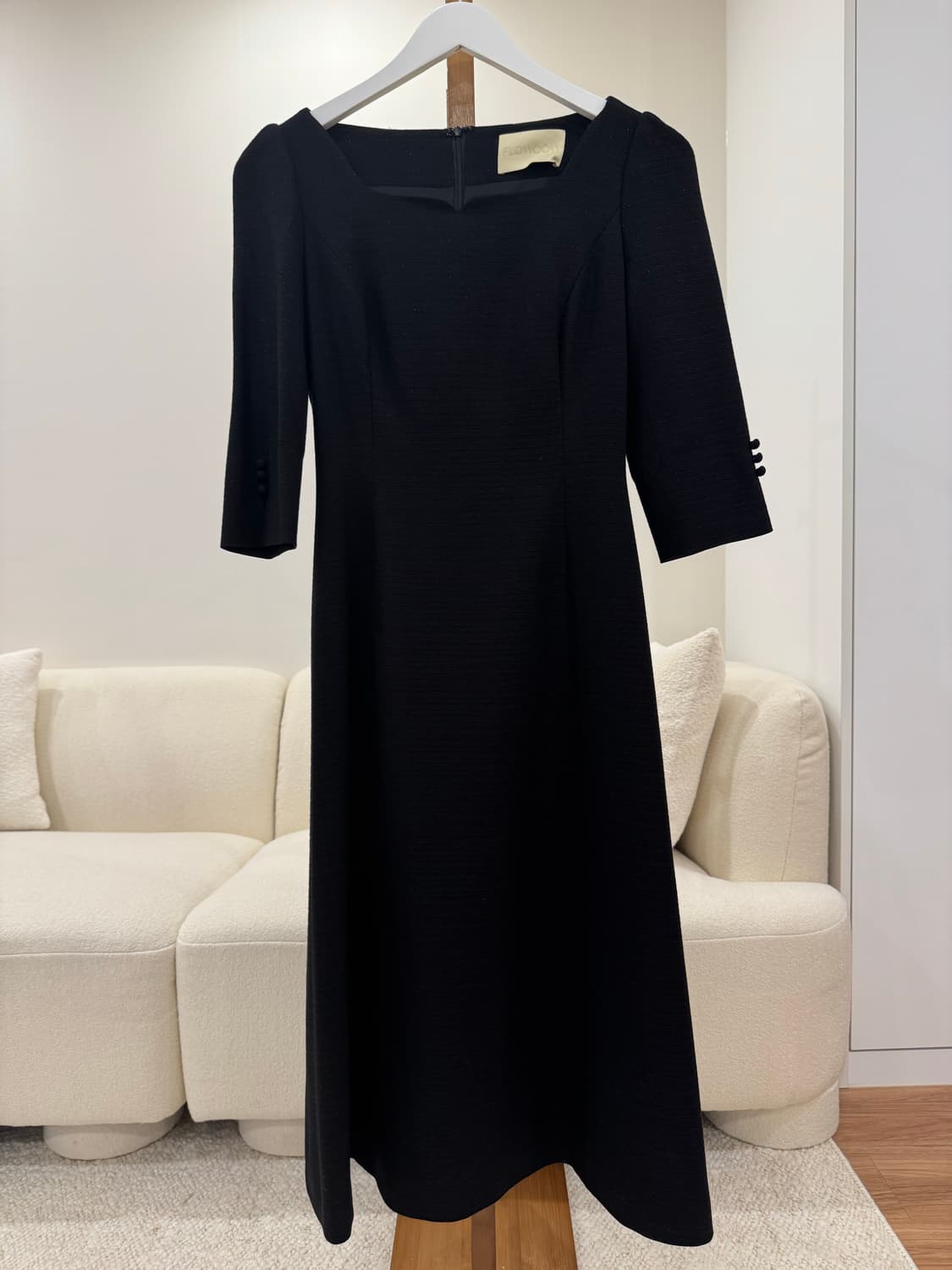 플로움 드레스 새상품 상품이미지1