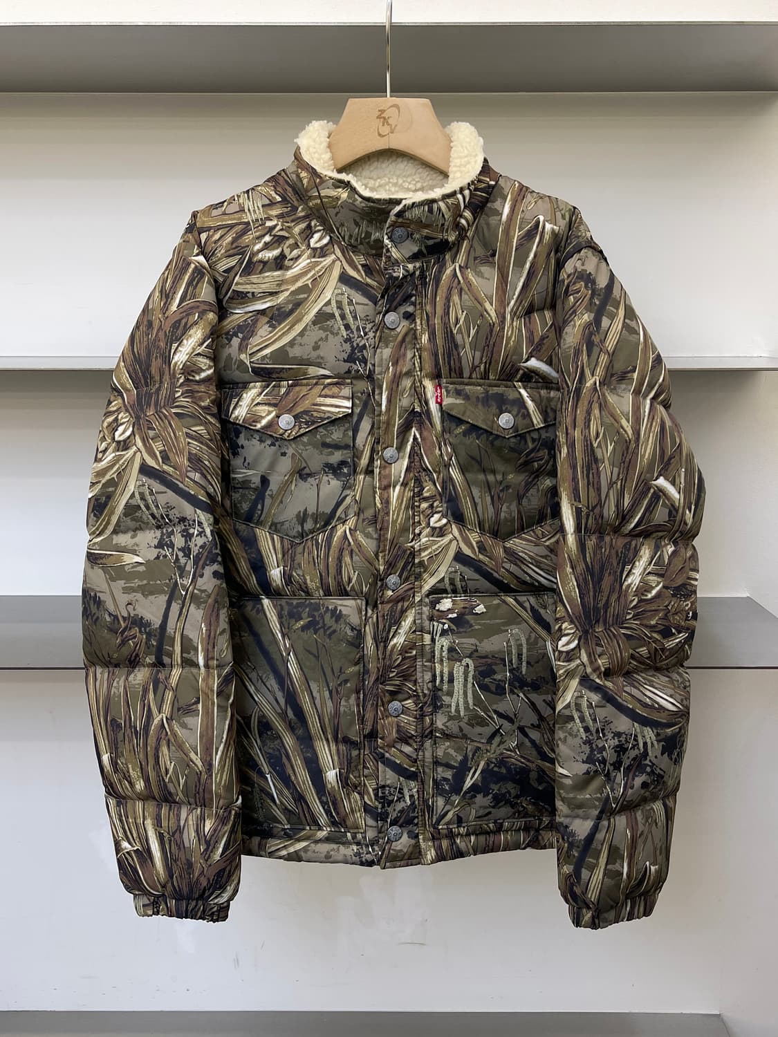 리바이스 리얼트리 카모 다운자켓 상품이미지1