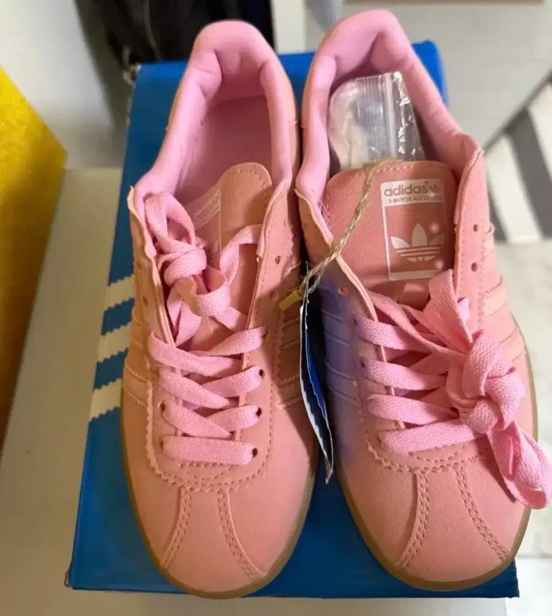 아디다스버뮤다스니커즈 상품이미지4
