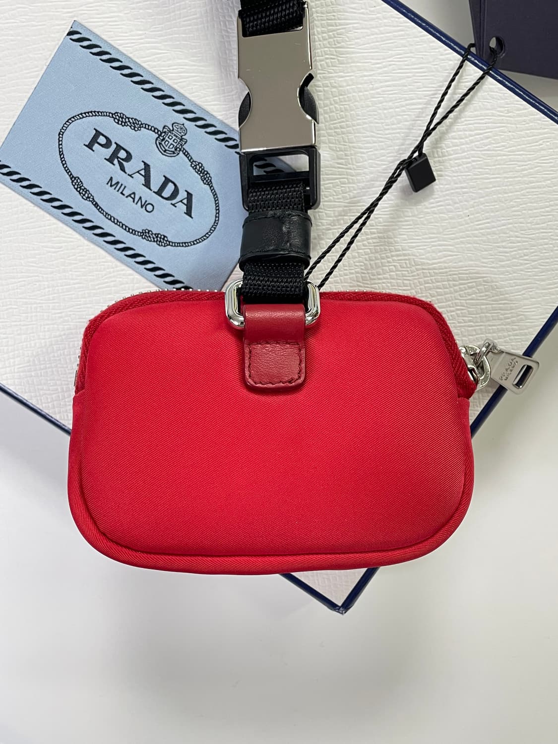 새상품 프라다 강아지 리드줄 목줄 배변 봉투 파우치 목줄 상품이미지7