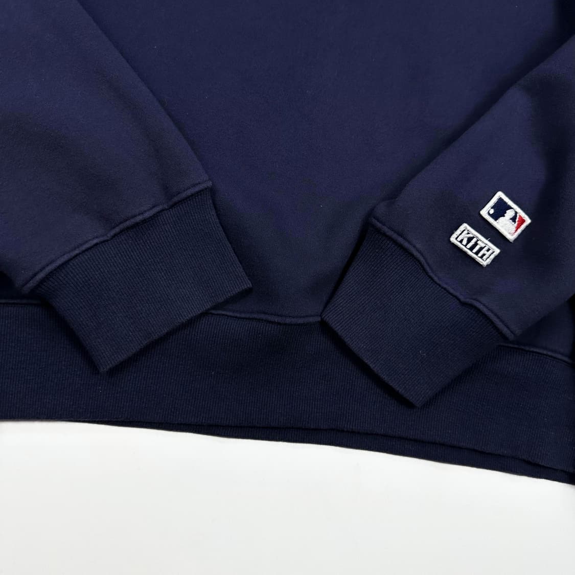 kith x MLB 뉴욕양키스 박시핏 맨투맨 네이비 XL 상품이미지3