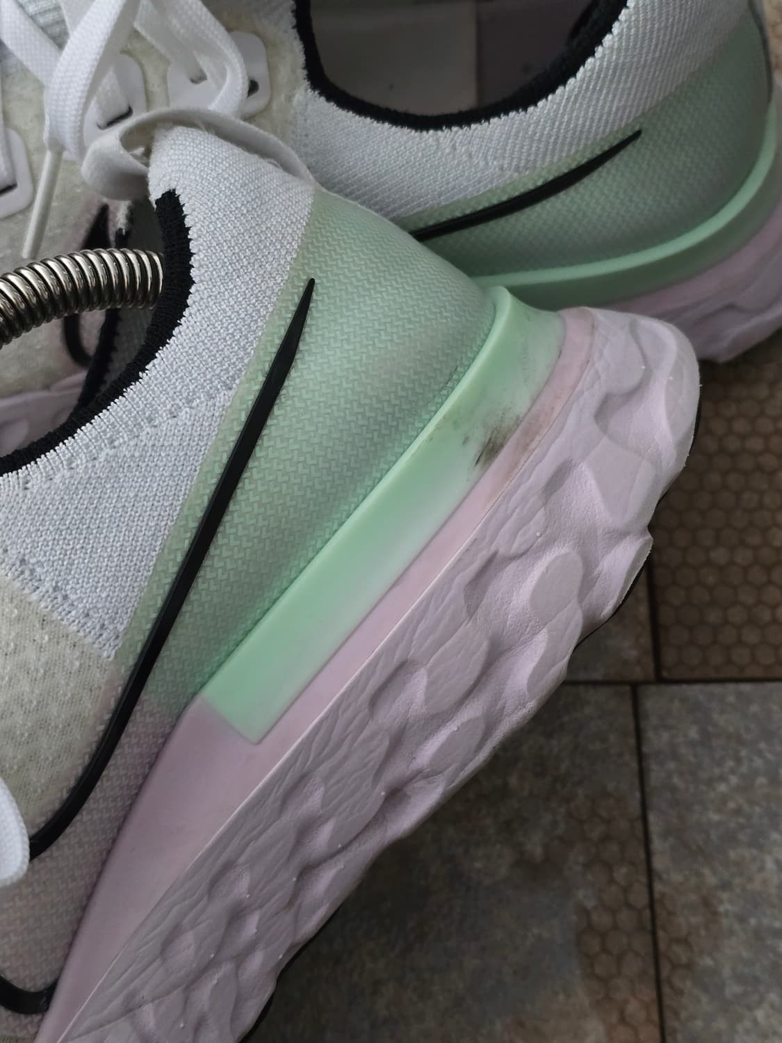 (250)나이키 리액트 인피니티 런 플라이니트 상품이미지6