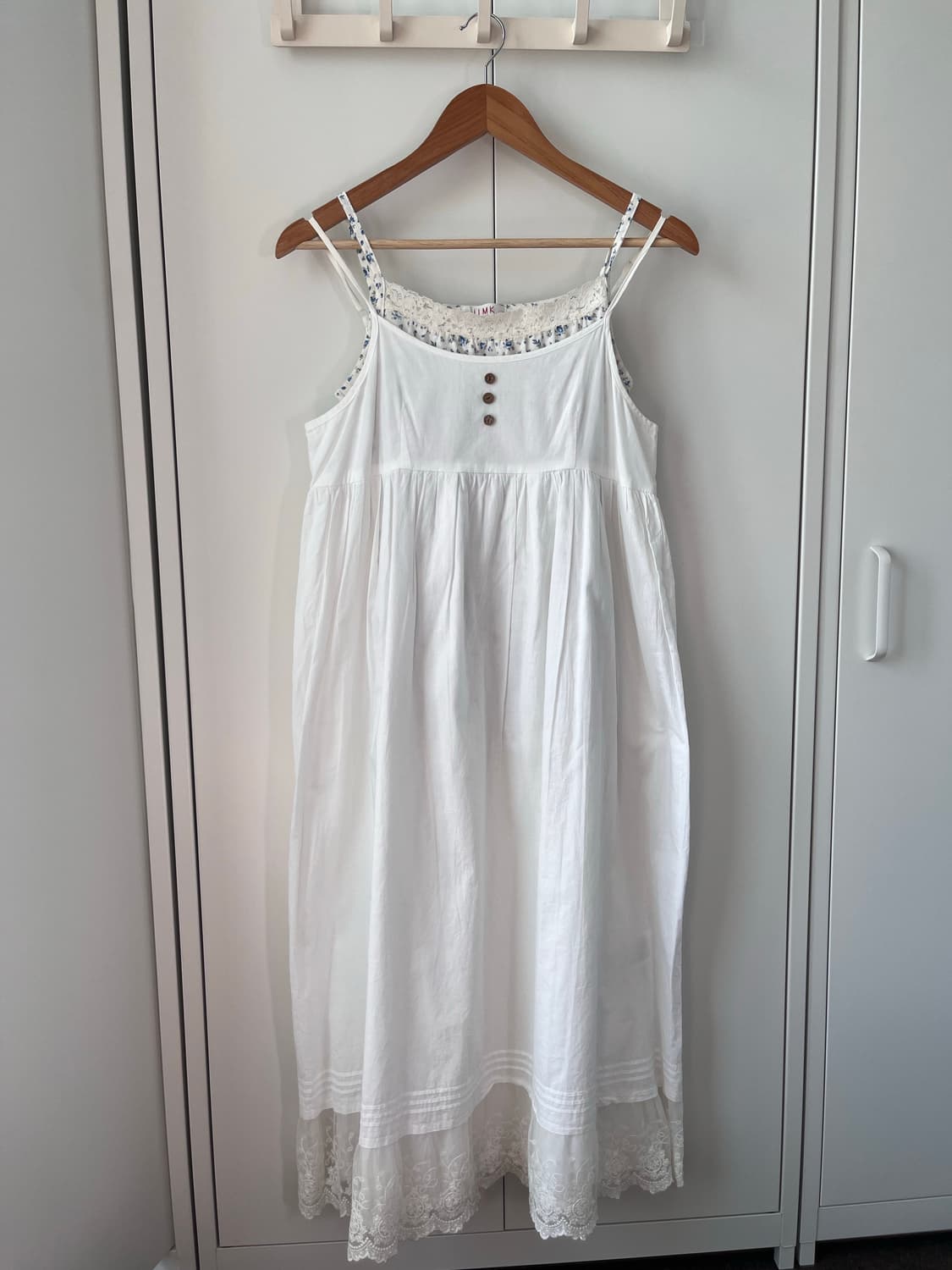 Earth music 얼스뮤직 레이스 레이어드 버튼 원피스 상품이미지3