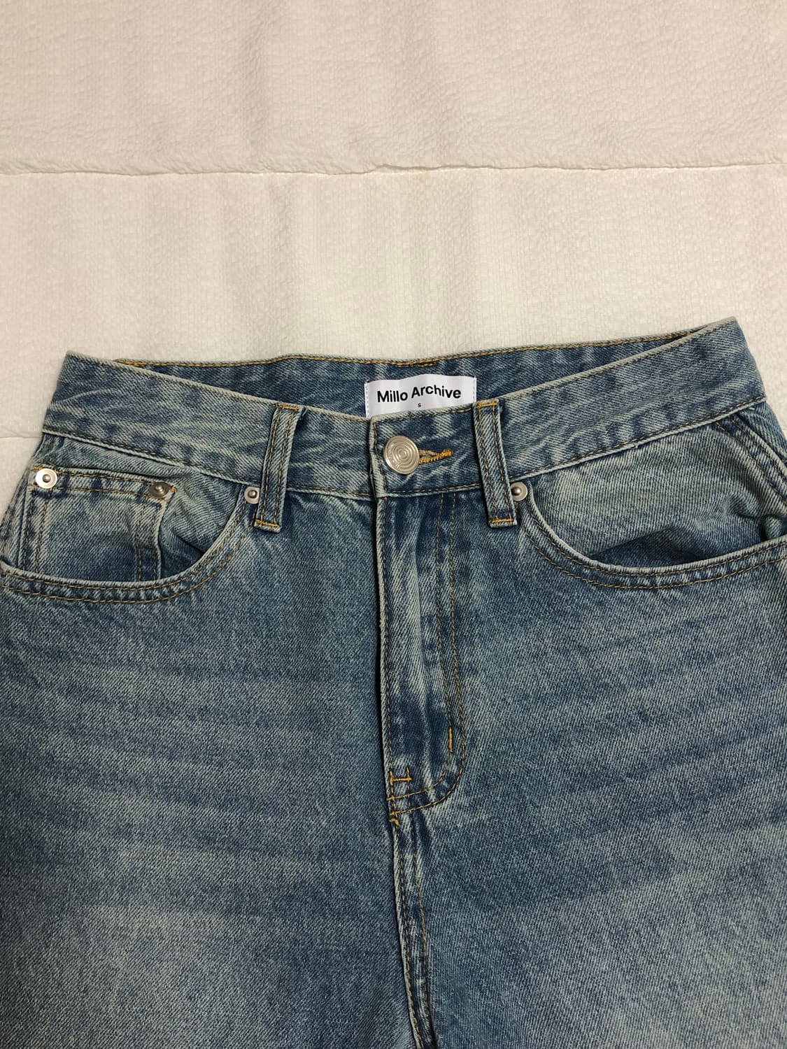 밀로우먼 연청 부츠컷 팬츠 (s size)  상품이미지1