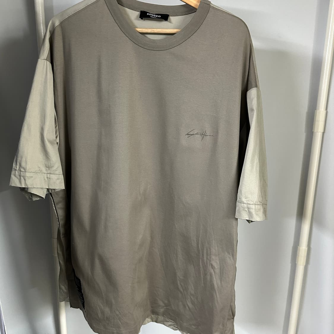 송지오옴므 자수 반팔 티셔츠 상품이미지1