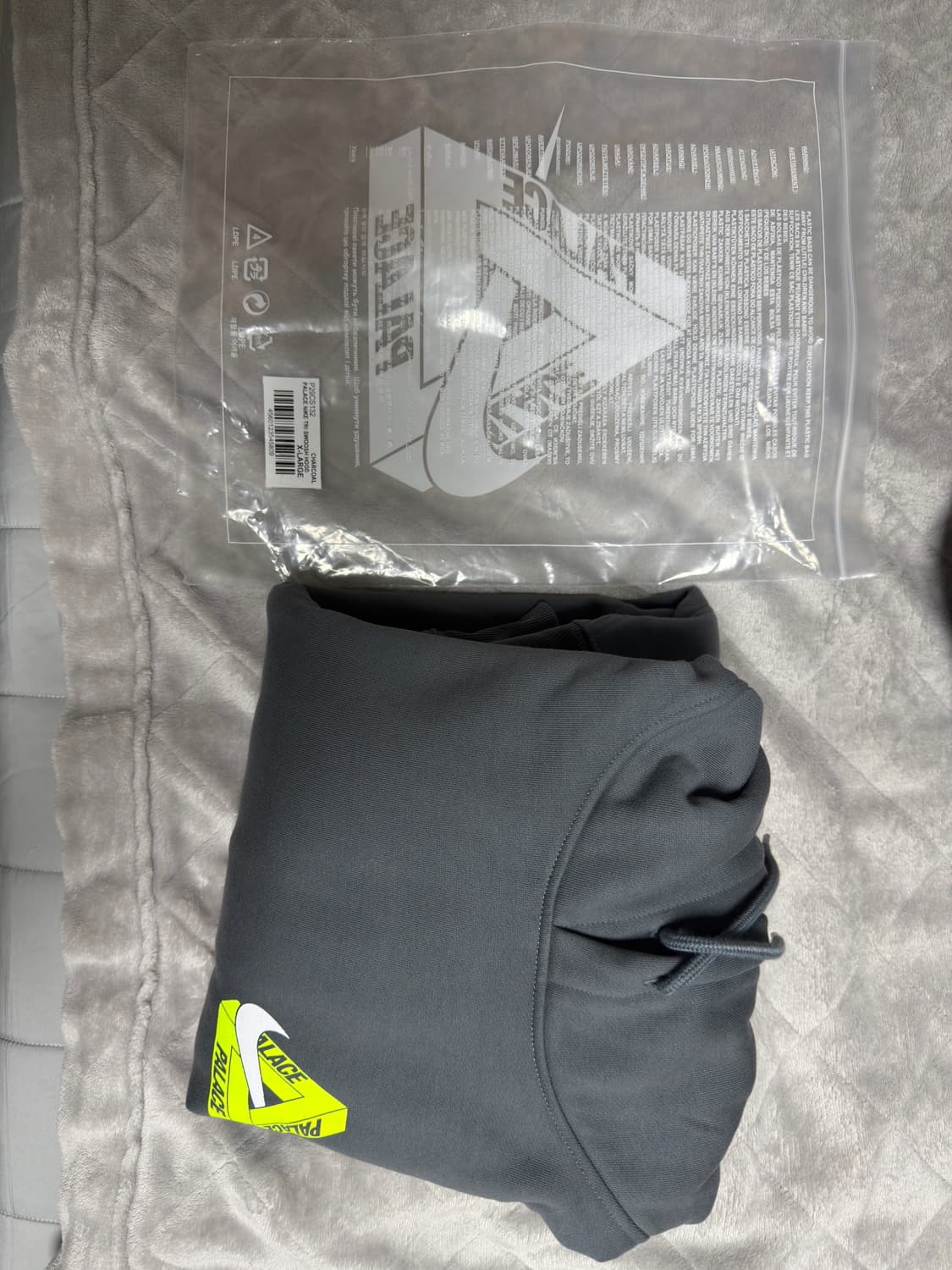 팔라스 x 나이키 콜라보 후드티 XL 상품이미지3