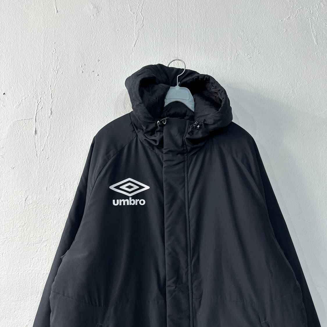 엄브로 액티브 워밍업 패딩 L 상품이미지2